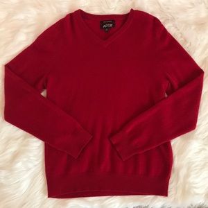 100% Cashmere sweater by APT. 9
